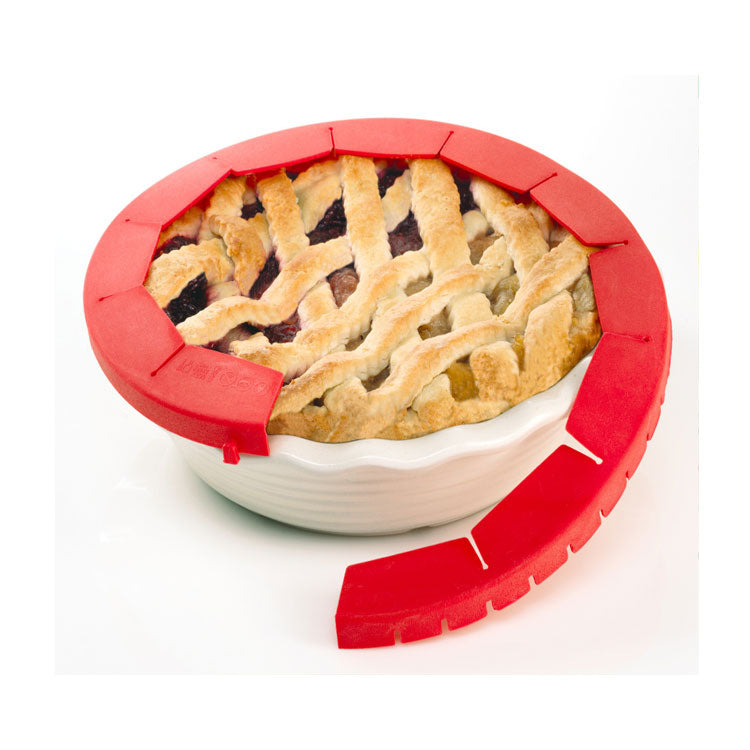 Adjustable Pie Crust Shield